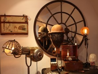 THE CONTEMPORARY STEAMPUNK CABINET all rights reserved Photo by MONCADA mirror view R